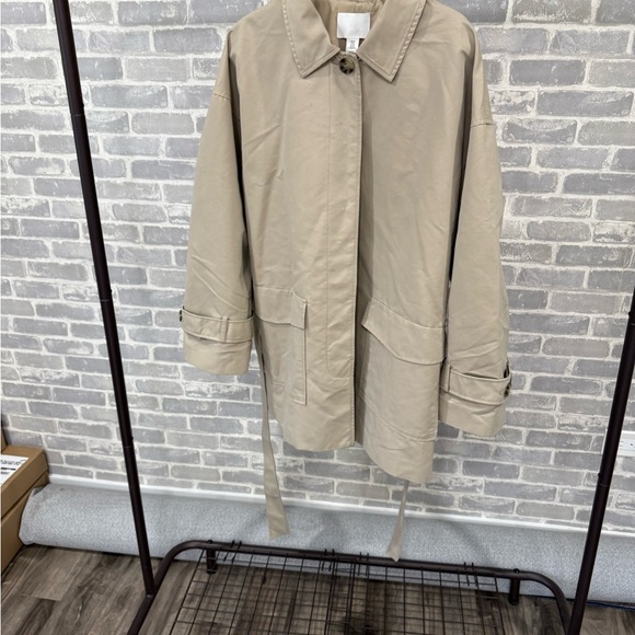 HM Trench Jacket - Picture 2 of 3